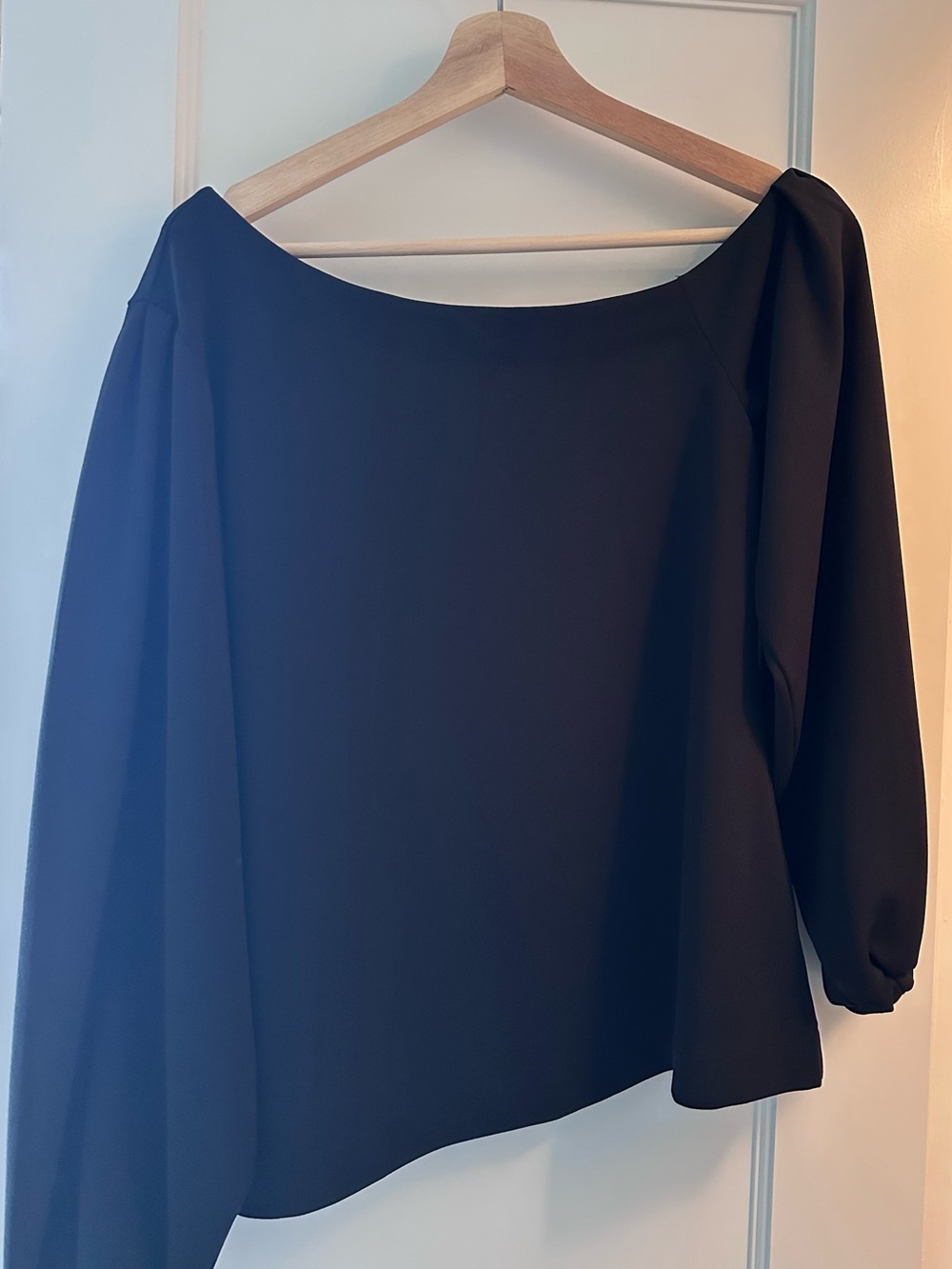 Banana Republic Black Off the Shoulder Long-Sleeve Blouse